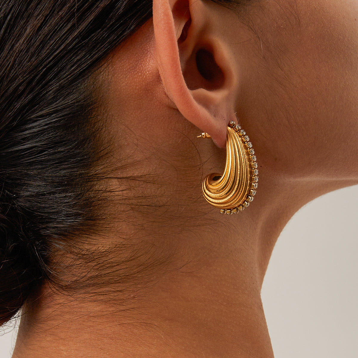 Girls stainless steel drop earrings