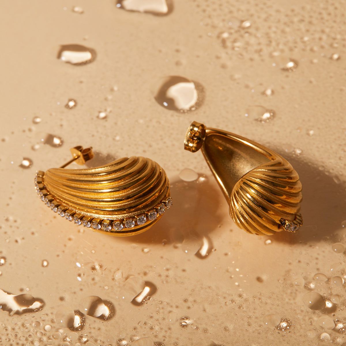 Stainless steel drop earrings gold