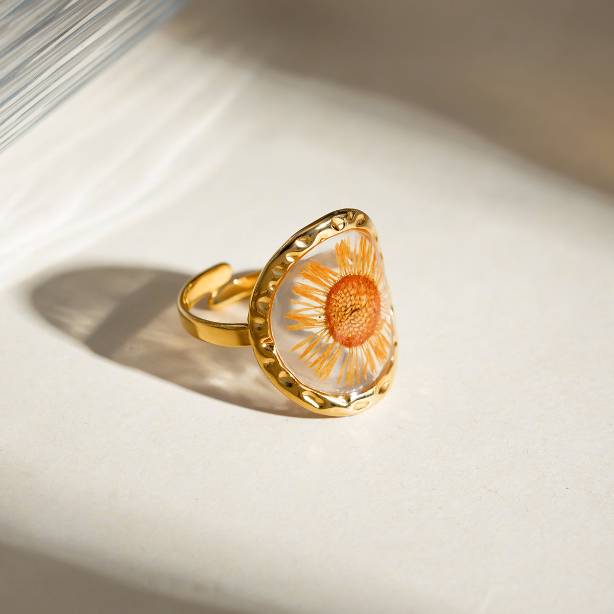 flower resin art rings