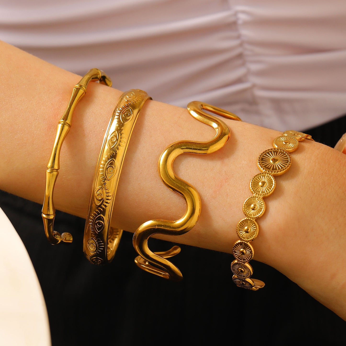 Qarinah Gold Cuff Bangle Set of 4 – 18K Gold-Plated Stainless Steel