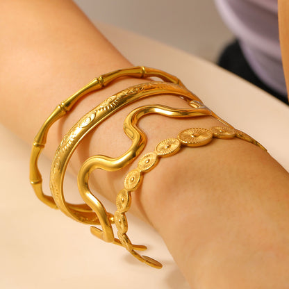 Qarinah Gold Cuff Bangle Set of 4 – 18K Gold-Plated Stainless Steel