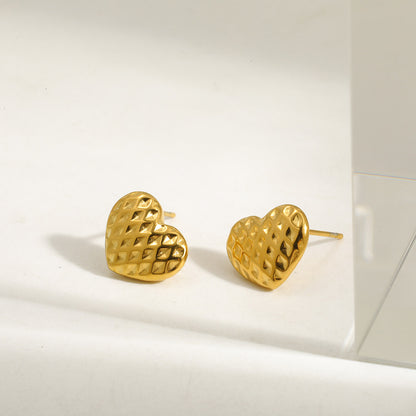Sweetheart Stud Earrings – 18K Gold-Plated Stainless Steel