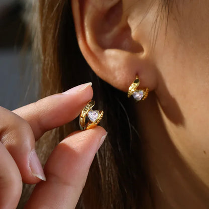 Tiny Heart Hoop Earrings – 18K Gold-Plated Stainless Steel