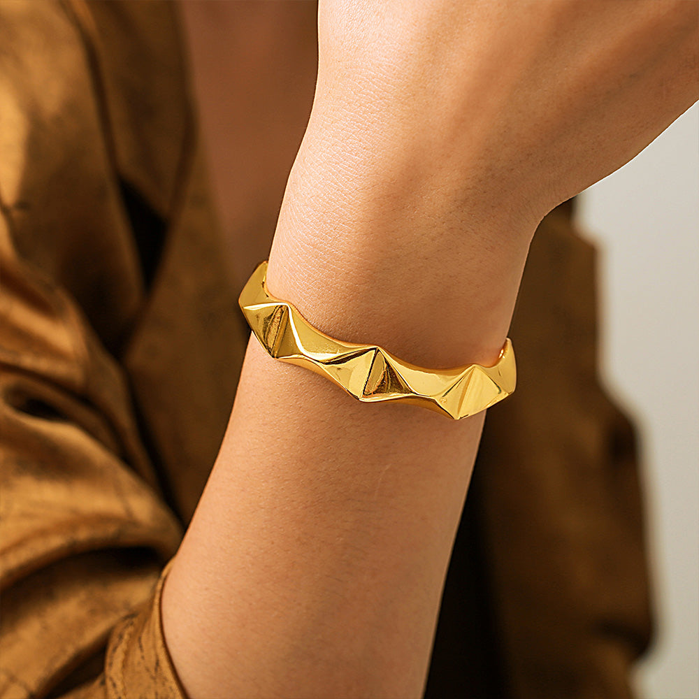 Women 18K Gold-Plated Chunky Copper Kadas