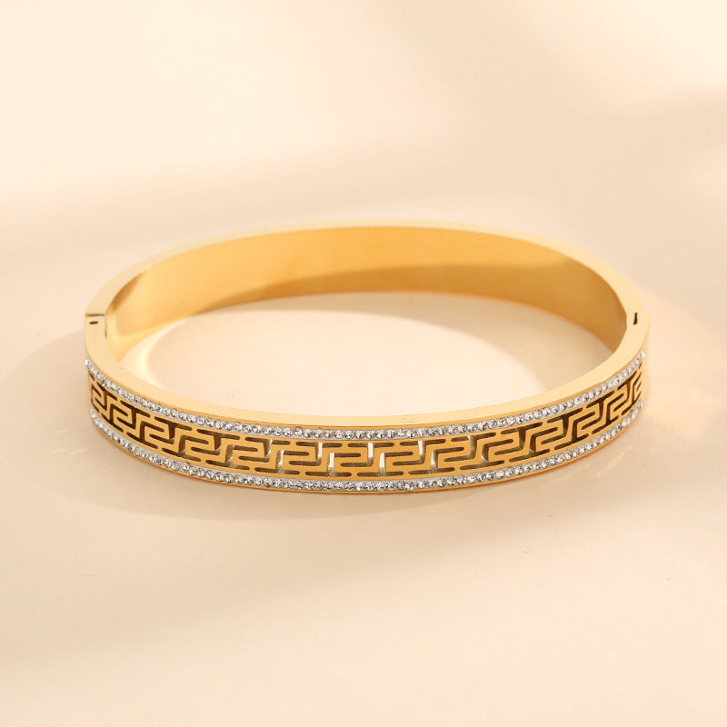 Women 18K Gold Plated Clip Bangle