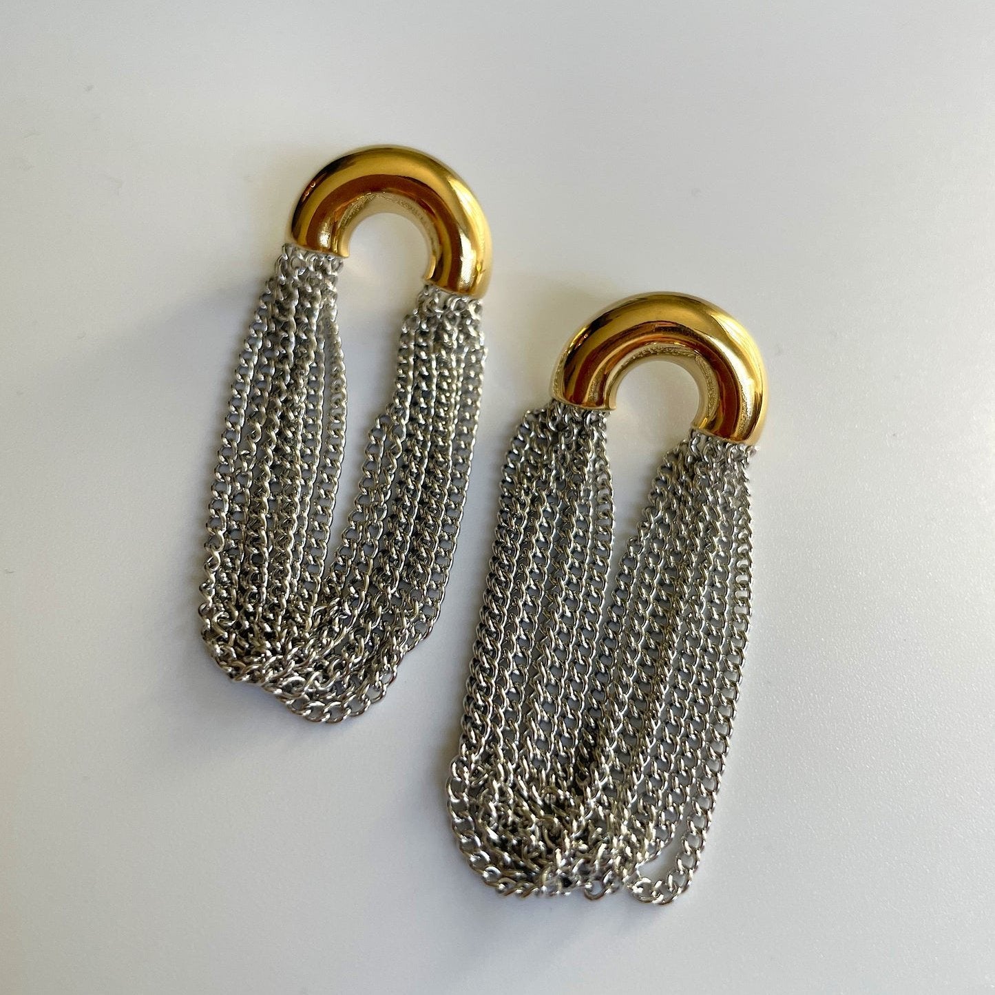 Women statement chain earrings gold